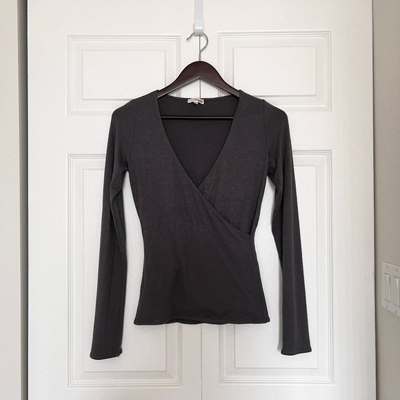 Aritzia Wilfred Free - Reposa Long Sleeve Top - Dark Grey - S - Picture 1 of 3